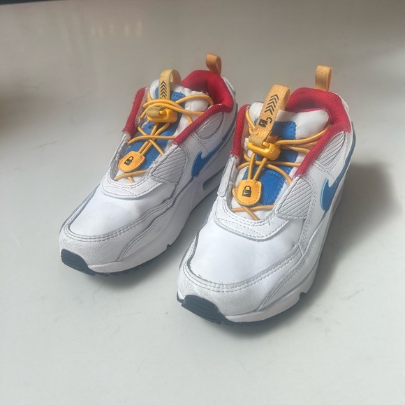 Nike Air Max 90 Shoes - Picture 5 of 6